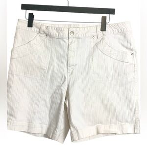 Cotton Ginny Vintage Bright White Bermuda Shorts, Pockets, Stretch